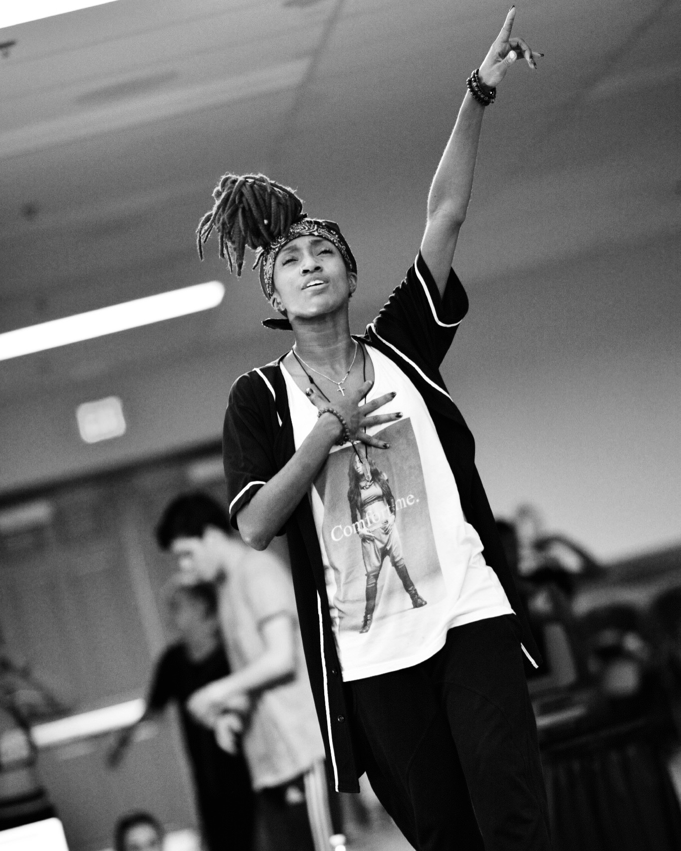 Comfort Fedoke working with dancers